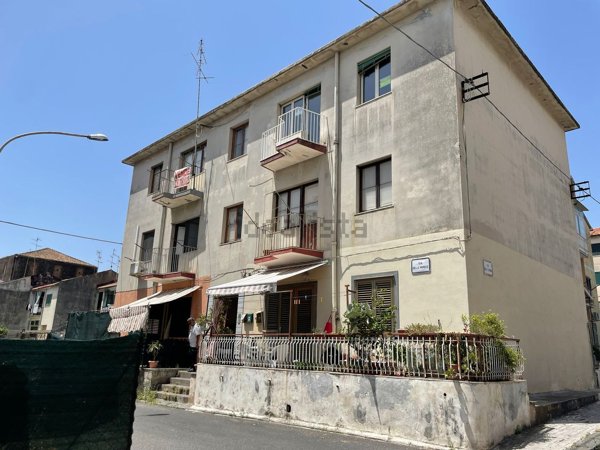 appartamento in vendita ad Acireale