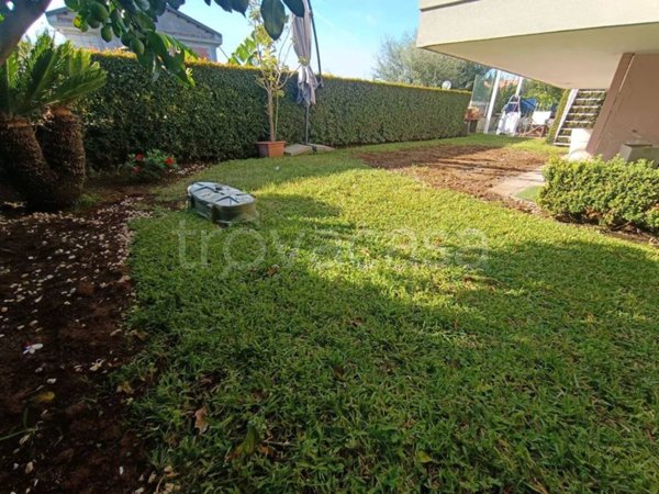 appartamento in vendita ad Acireale in zona Pozzillo