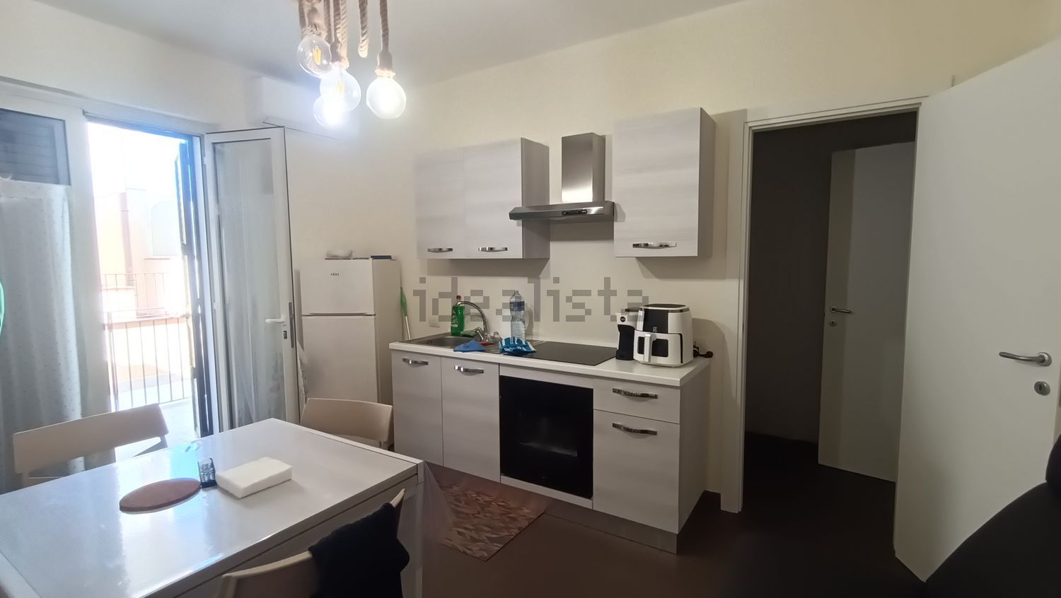 appartamento in vendita ad Acireale in zona Stazzo