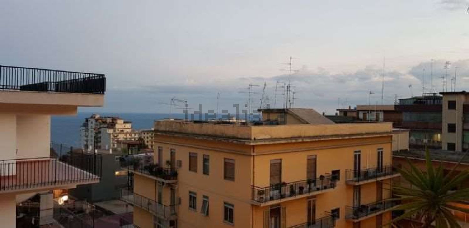 appartamento in vendita ad Acireale