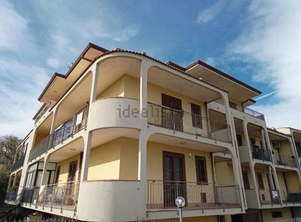 appartamento in vendita ad Acireale in zona San Giovanni Bosco