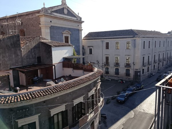 appartamento in vendita ad Acireale in zona Centro Storico