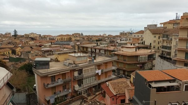 appartamento in vendita ad Acireale