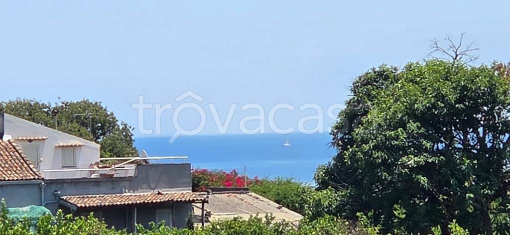 casa indipendente in vendita ad Acireale in zona Pozzillo