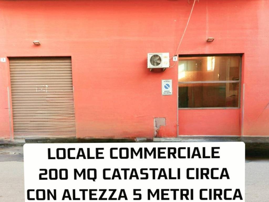 negozio in vendita ad Acireale in zona Santa Caterina