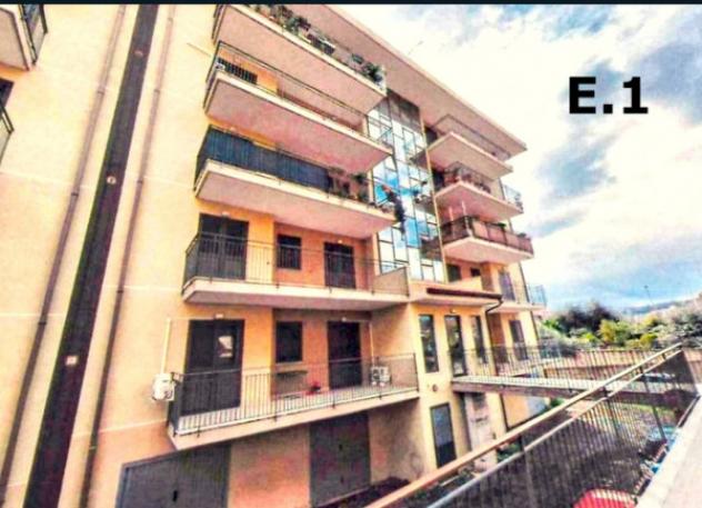appartamento in vendita ad Acireale