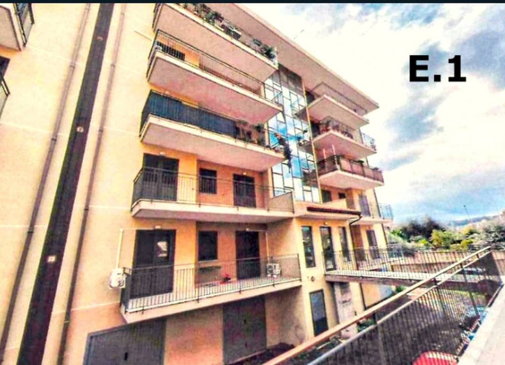 appartamento in vendita ad Acireale
