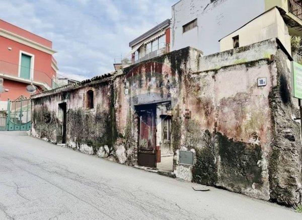 casa indipendente in vendita ad Acireale