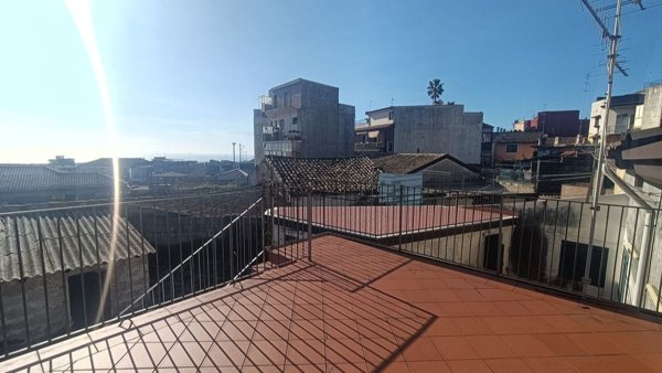 casa indipendente in vendita ad Acireale