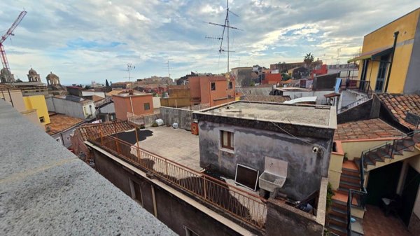 appartamento in vendita ad Acireale in zona Centro Storico
