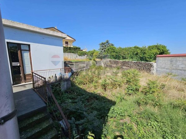 appartamento in vendita ad Acireale in zona Guardia