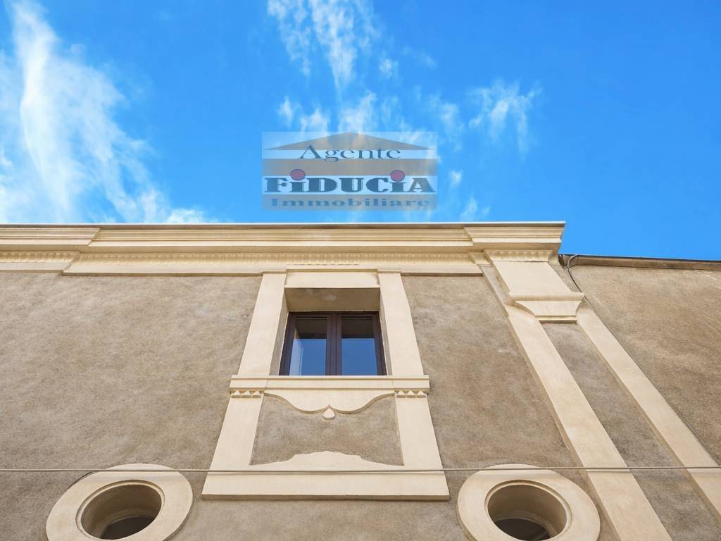 casa indipendente in vendita ad Acireale in zona Centro Storico