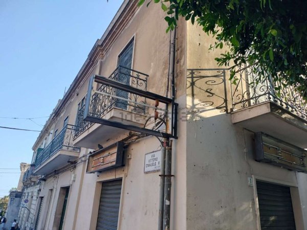 appartamento in vendita ad Acireale in zona Centro Storico