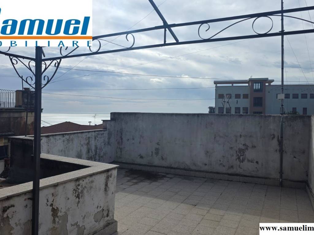 casa indipendente in vendita ad Acireale in zona Centro Storico