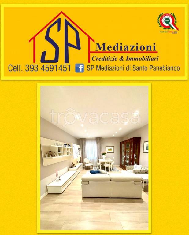 appartamento in vendita ad Acireale