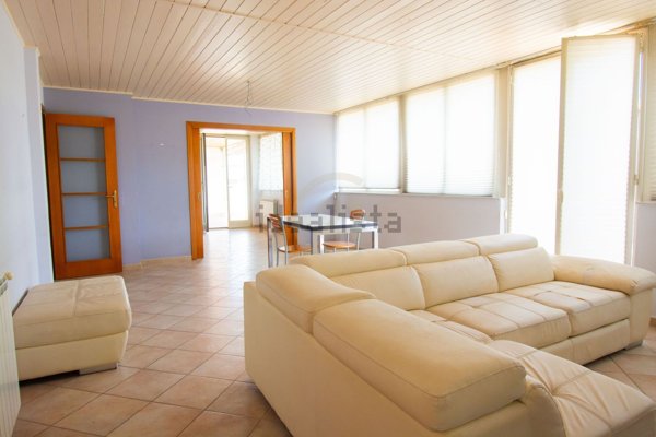 appartamento in vendita ad Acireale