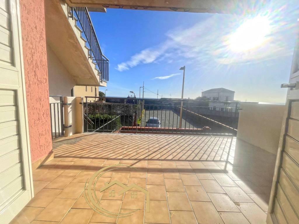 appartamento in vendita ad Acireale in zona Pozzillo