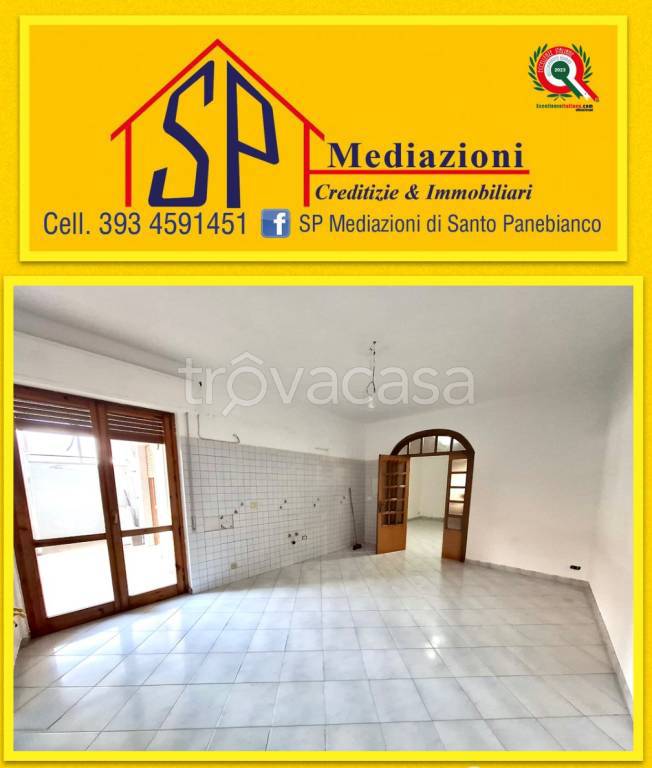 appartamento in vendita ad Acireale in zona Balatelle