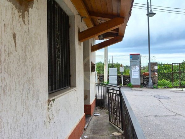 casa indipendente in vendita ad Acireale in zona Scillichenti
