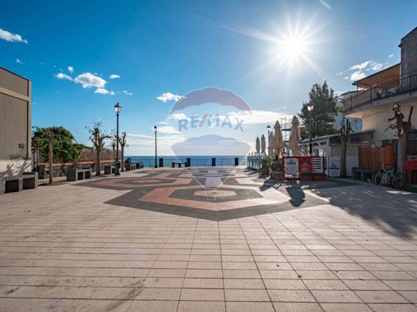 appartamento in vendita ad Acireale in zona Santa Tecla