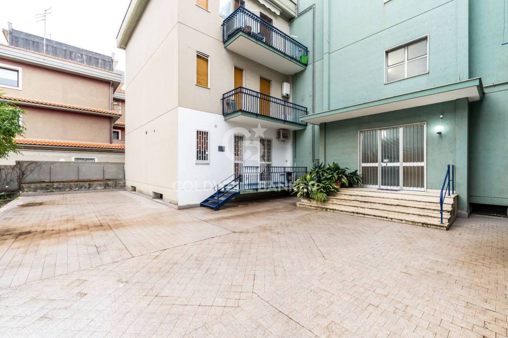 appartamento in vendita ad Acireale