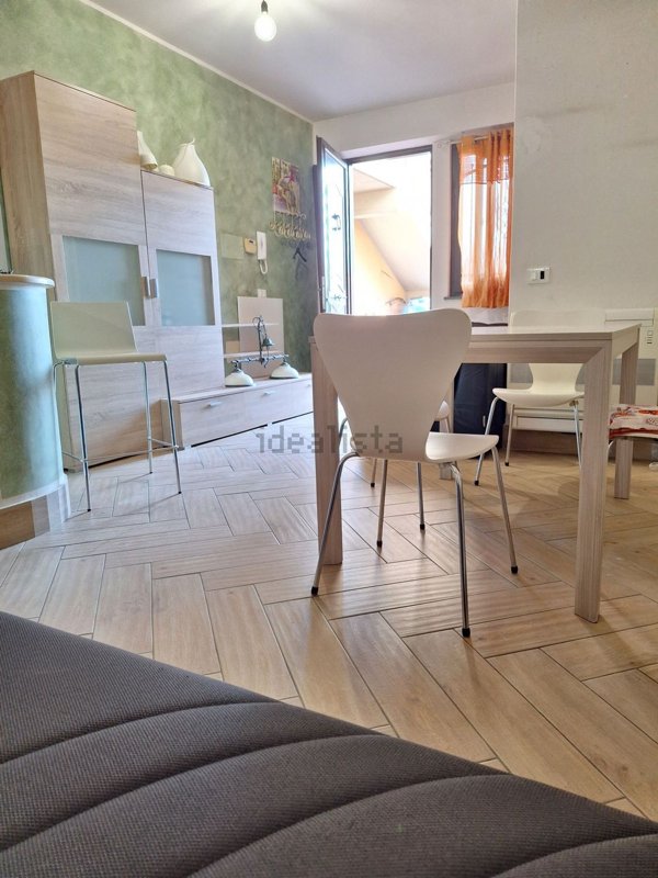 appartamento in vendita ad Acireale in zona Stazzo