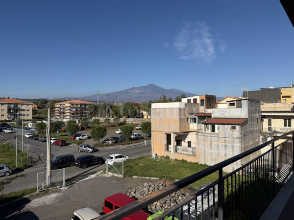 appartamento in vendita ad Acireale in zona Santa Caterina