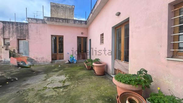 casa indipendente in vendita ad Acireale in zona Centro Storico