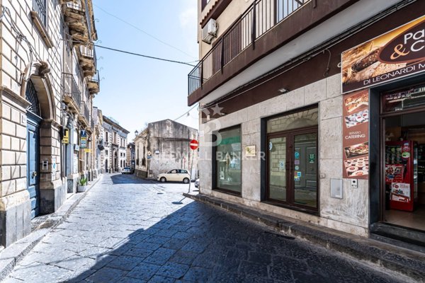 appartamento in vendita ad Acireale in zona Centro Storico
