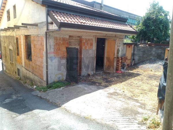 casa indipendente in vendita ad Acireale in zona Mangano