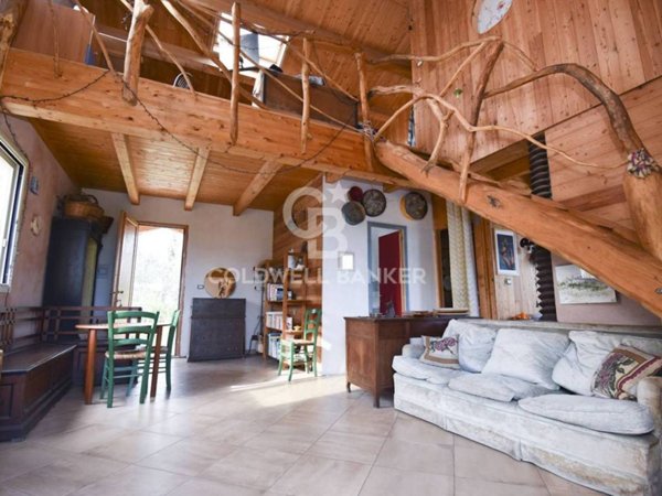 casa indipendente in vendita ad Acireale in zona Stazzo