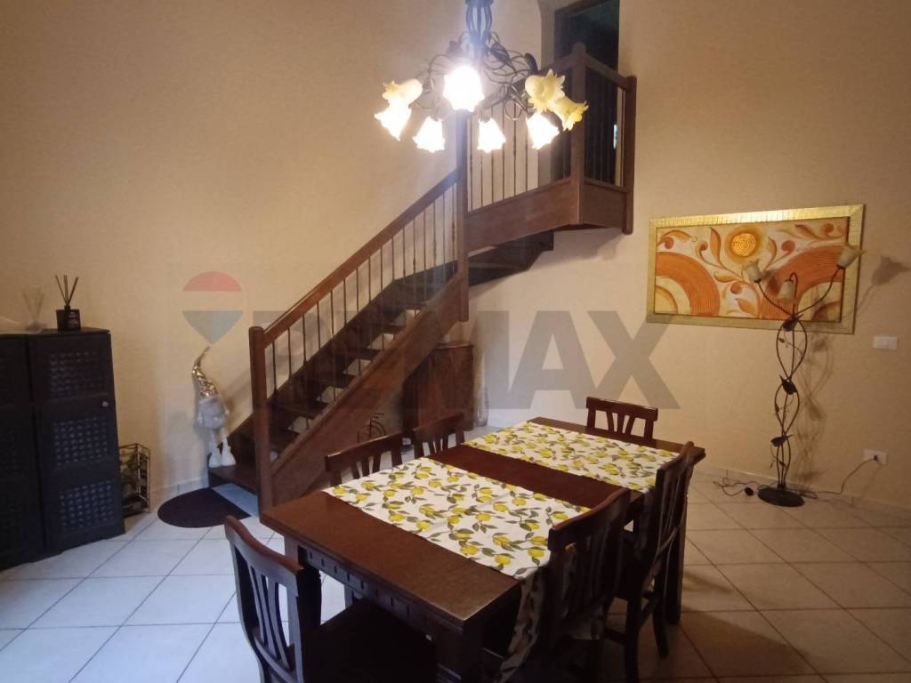 casa indipendente in vendita ad Acireale in zona Guardia