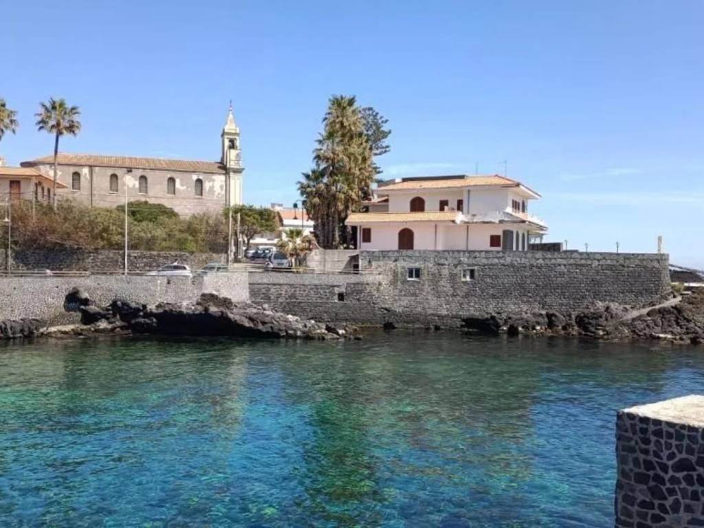 terreno agricolo in vendita ad Acireale in zona Stazzo