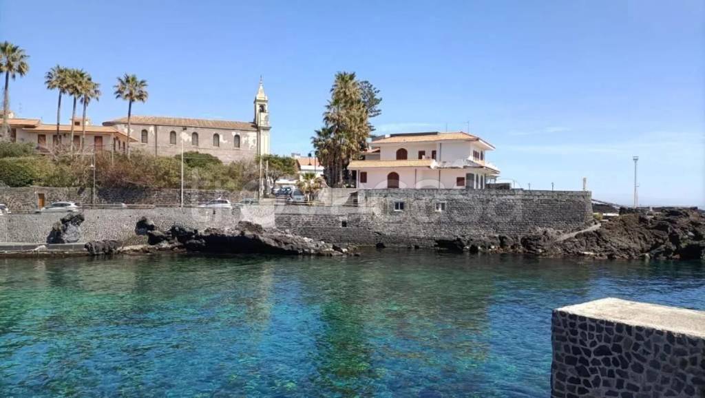 terreno agricolo in vendita ad Acireale in zona Stazzo