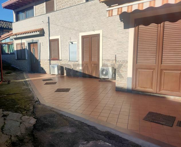 casa indipendente in vendita ad Acireale in zona Pozzillo