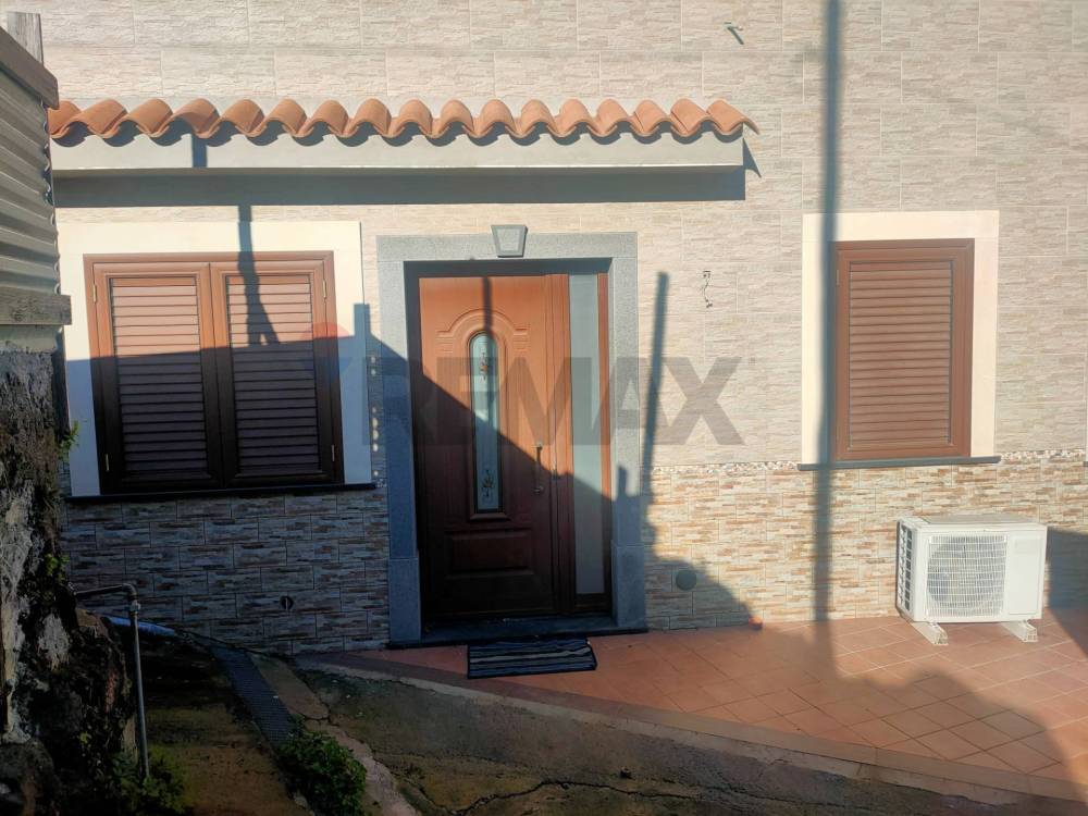 casa indipendente in vendita ad Acireale in zona Pozzillo