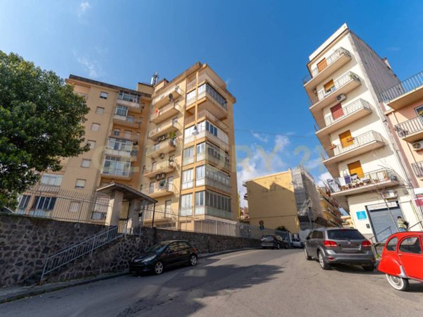 appartamento in vendita ad Acireale in zona San Giovanni