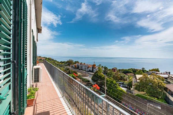 appartamento in vendita ad Acireale in zona Centro Storico