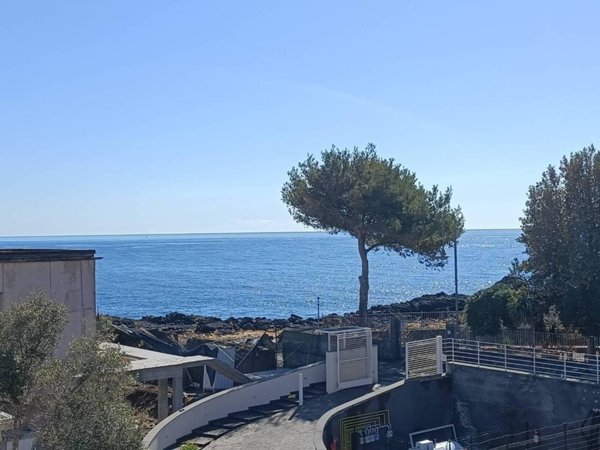 appartamento in vendita ad Acireale