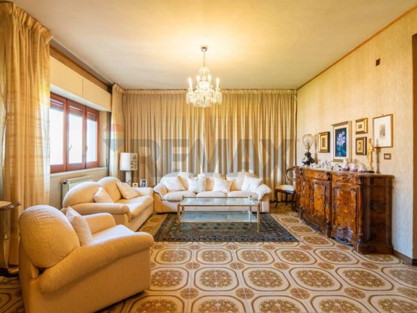 casa indipendente in vendita ad Acireale in zona Centro Storico