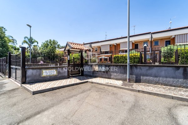 casa indipendente in vendita ad Acireale