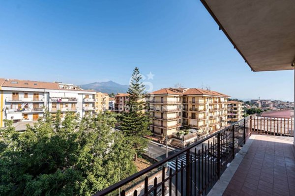 appartamento in vendita ad Acireale
