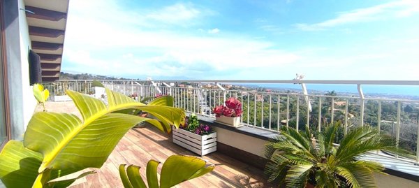 appartamento in vendita ad Acireale in zona Mangano