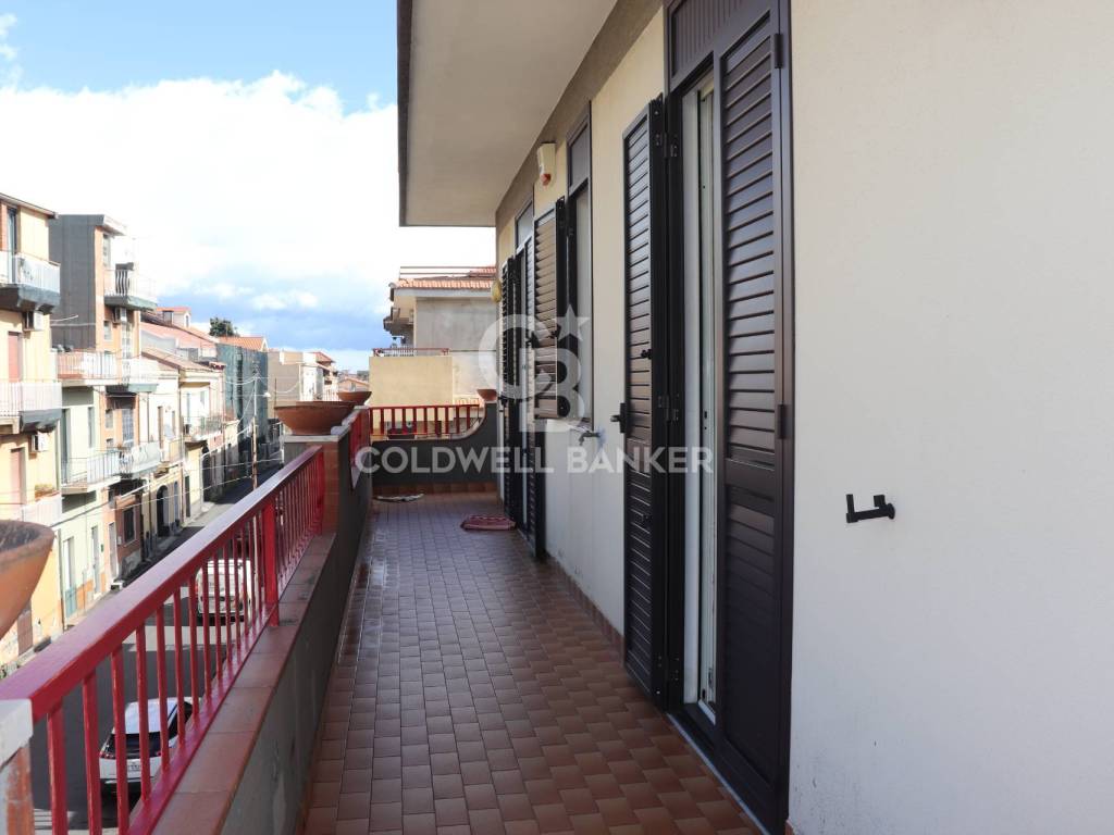 appartamento in vendita ad Acireale in zona Aci Platani