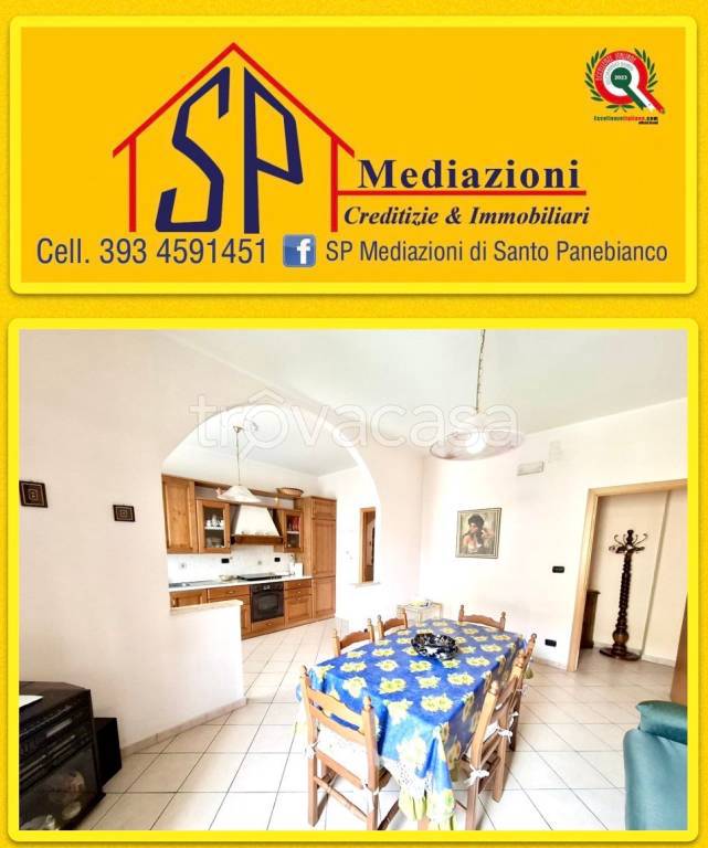 appartamento in vendita ad Acireale