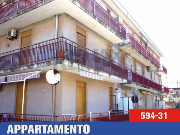 appartamento in vendita ad Acireale in zona Stazzo