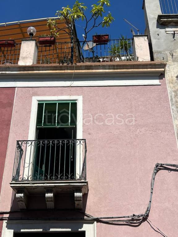 casa indipendente in vendita ad Acireale in zona Centro Storico