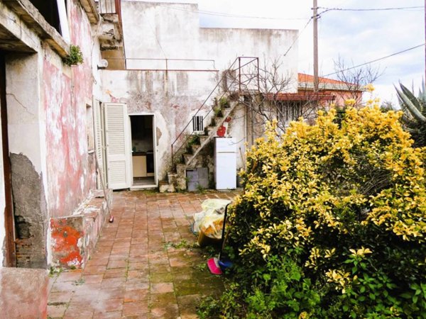 casa indipendente in vendita ad Acireale in zona Balatelle