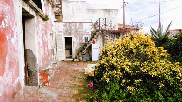 casa indipendente in vendita ad Acireale in zona Balatelle