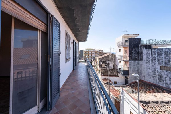 appartamento in vendita ad Acireale in zona San Giovanni